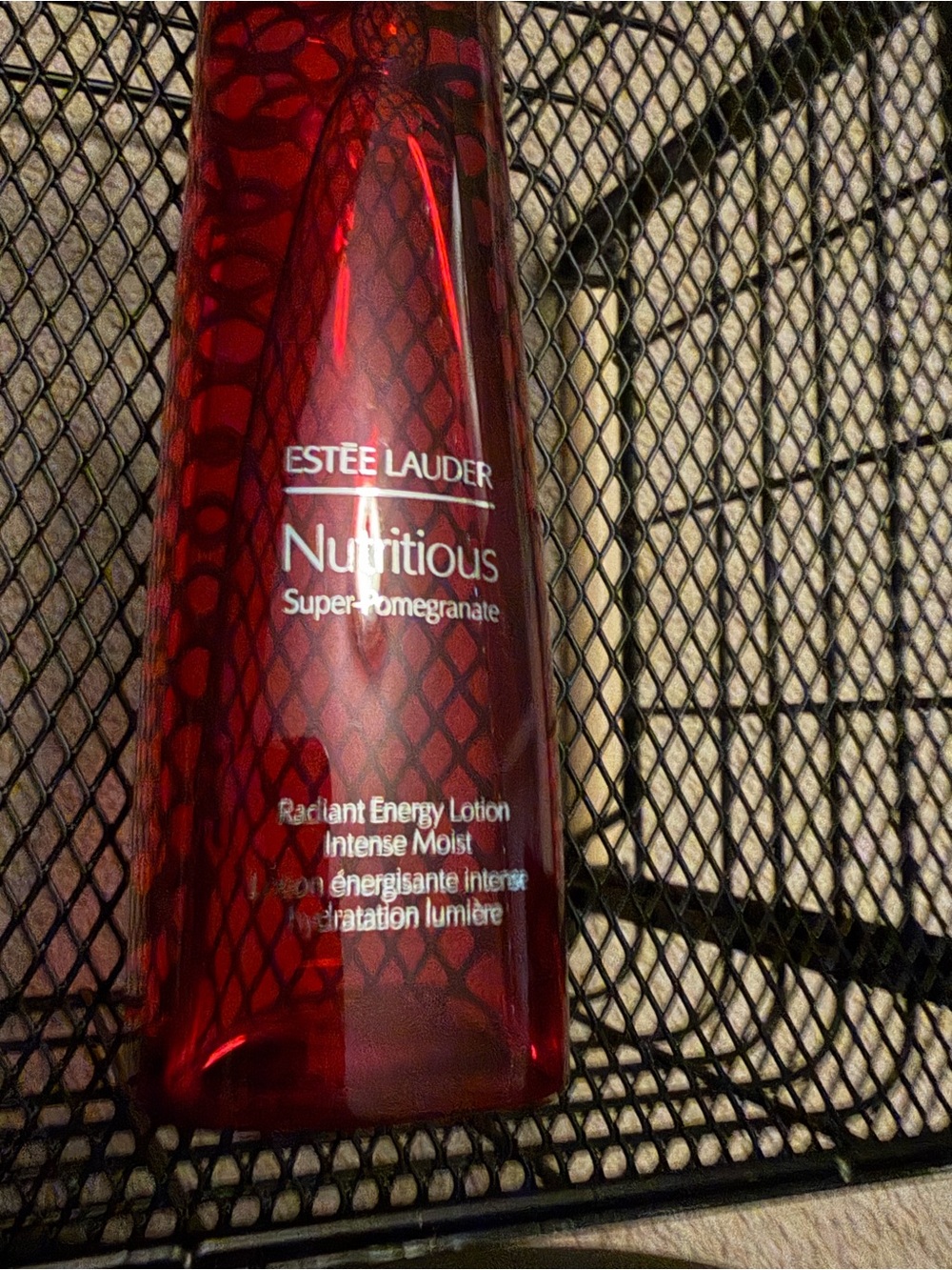 Estee Lauder Nutritious Super Pomegranate Radiant Energy Lotion - Red Bottle